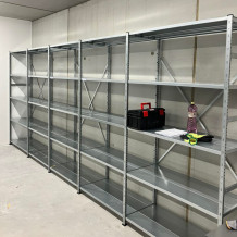 Konfigurálható fém polcos állvány